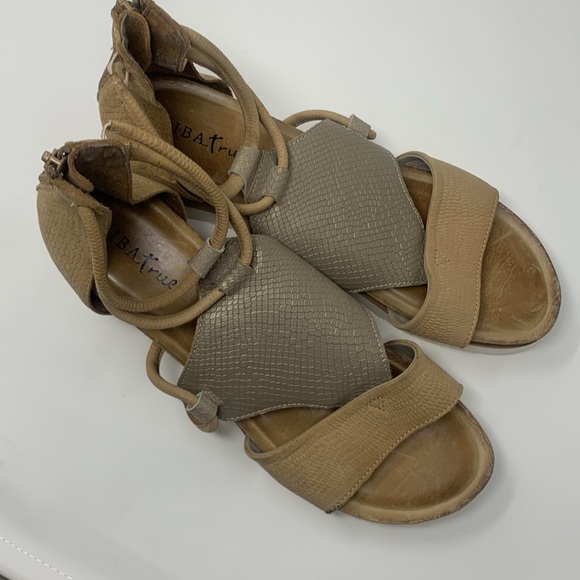 Dibatrue gladiator strappy comfort wedge sandals size 9 - Picture 1 of 8
